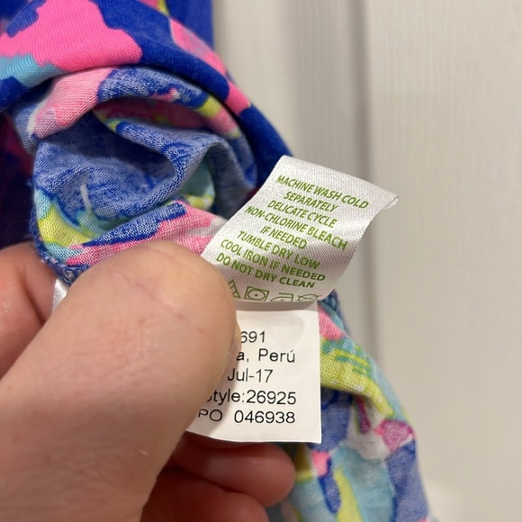 Lilly Pulitzer Kiawah Racer Back Tank Top in Multi Luminescent Size XS - Picture 7 of 7